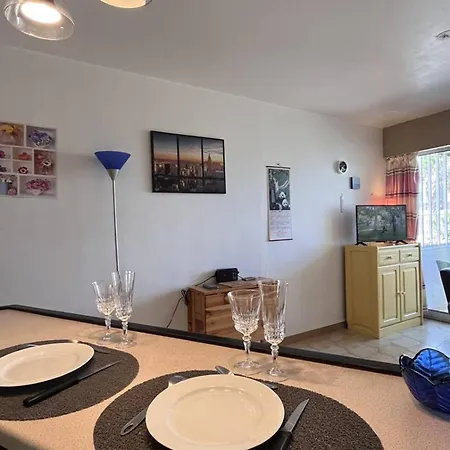 2 Pers A 20 M De La - - Fr-1-696-66 Canet-en-Roussillon