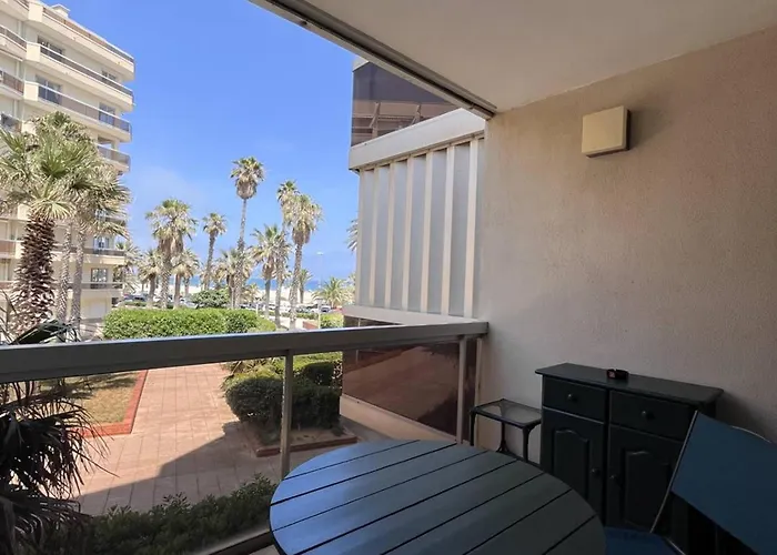 2 Pers A 20 M De La - - Fr-1-696-66 *